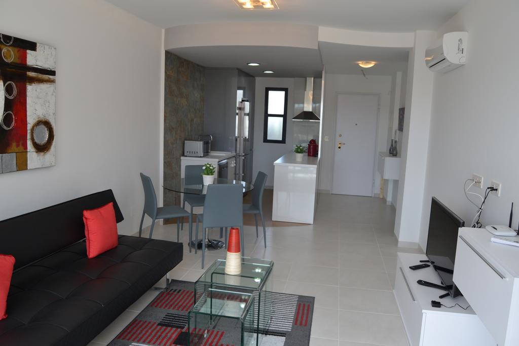 Apartment Residencial Sabrina *